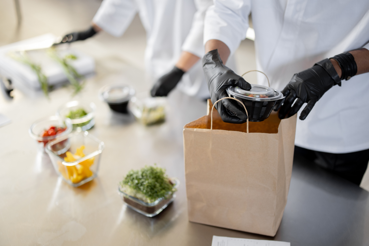 Gıda Ambalajlarında Plastik Kapak Kalitesi Neden Önemlidir?